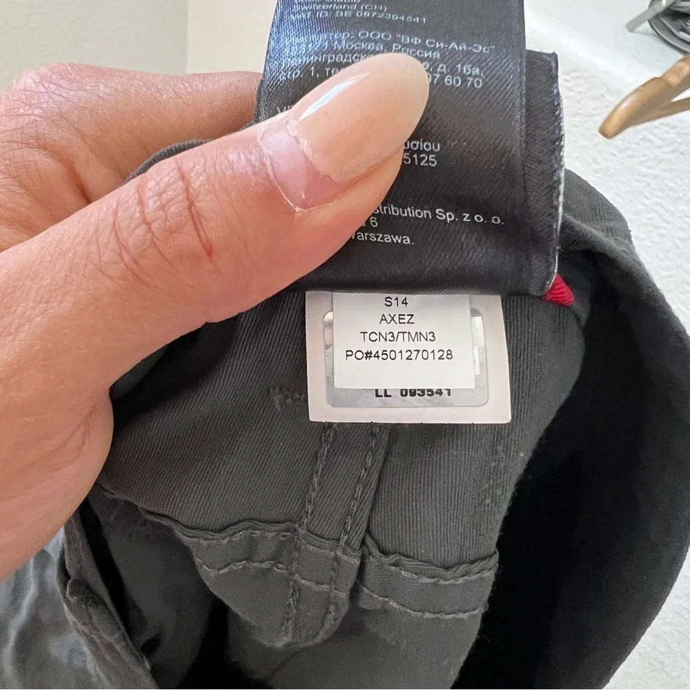 The North Face- Men’s Horizon Cargo 10” Shorts - 38
